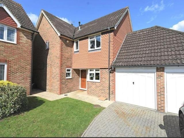 Room for rent in Green Street Green, Greater London