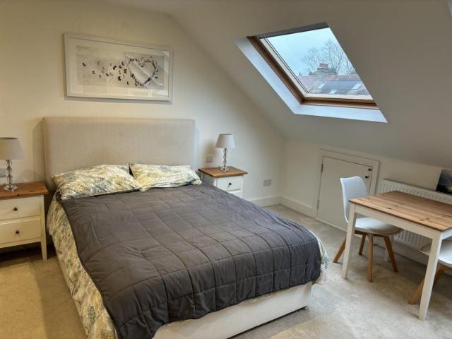 Room for rent in Winchmore Hill, Palmers Green