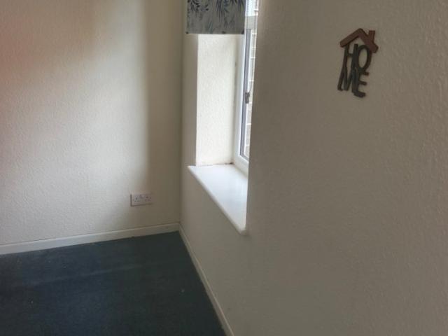 Room for rent in Deeplish, Burnedge
