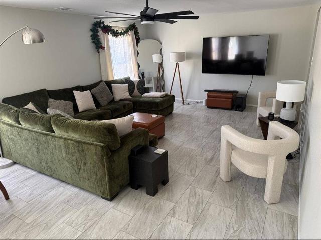 Room for rent in Texas