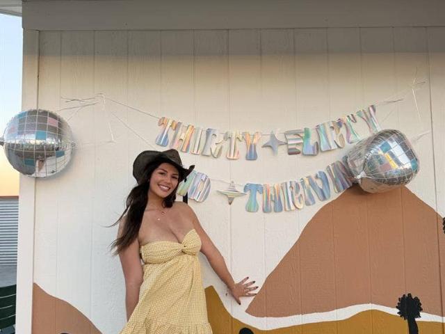 Room for rent in Huntington Beach, California