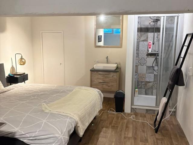 Studio te huur in Overschie, Rotterdam