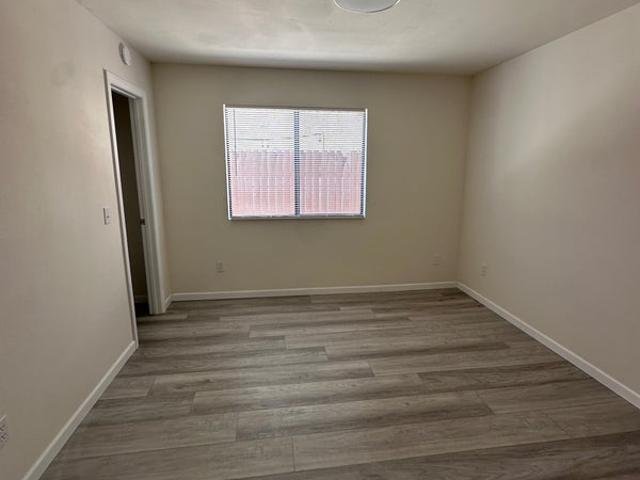 Room for rent in Huntington Beach, California