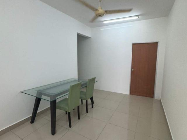 Room for rent in Tanjong Sepat, Selangor