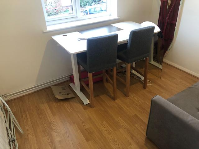 Room for rent in Marsh Farm, Spring Park