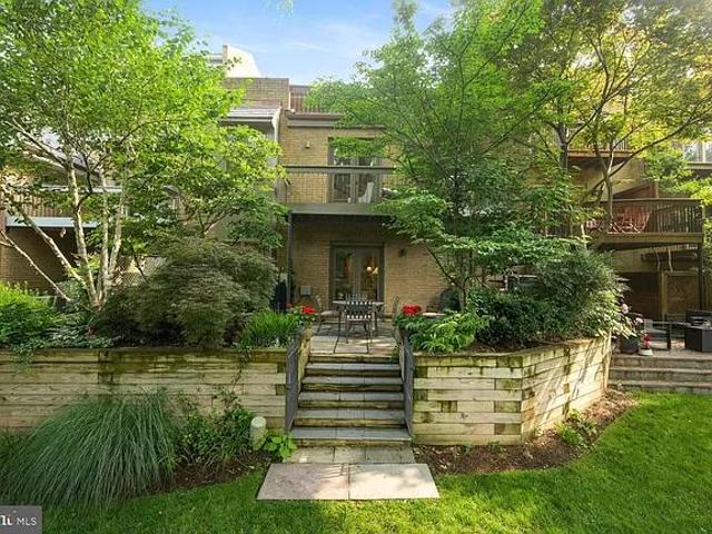 Room for rent in Virginia