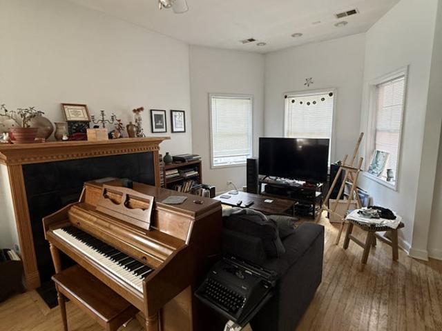 Room for rent in Chicago Park, Illinois