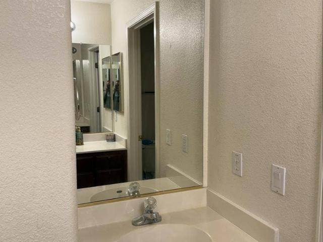 Room for rent in Manteca, California