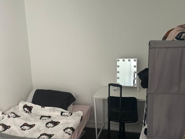 Room for rent in Toronto, Ontario
