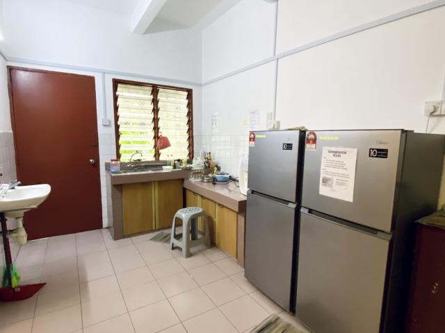 Room for rent in Petaling, Damansara Damai