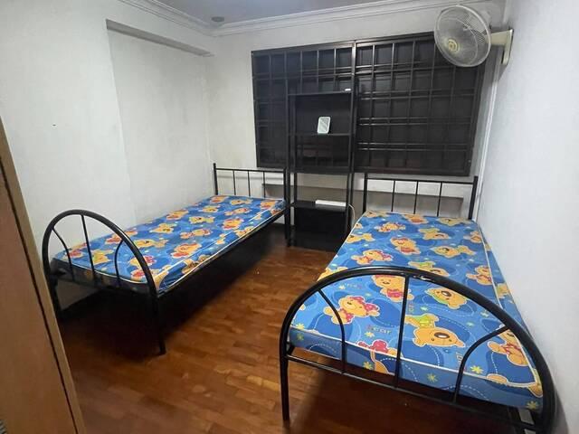 Room for rent in Admiralty, Singapore