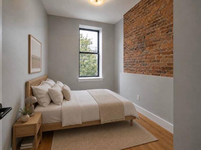 Room for rent in Arverne, New York