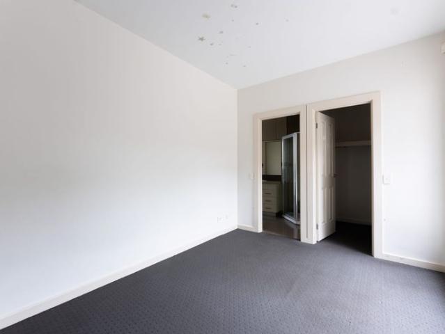 Room for rent in Camerons Creek, Victoria
