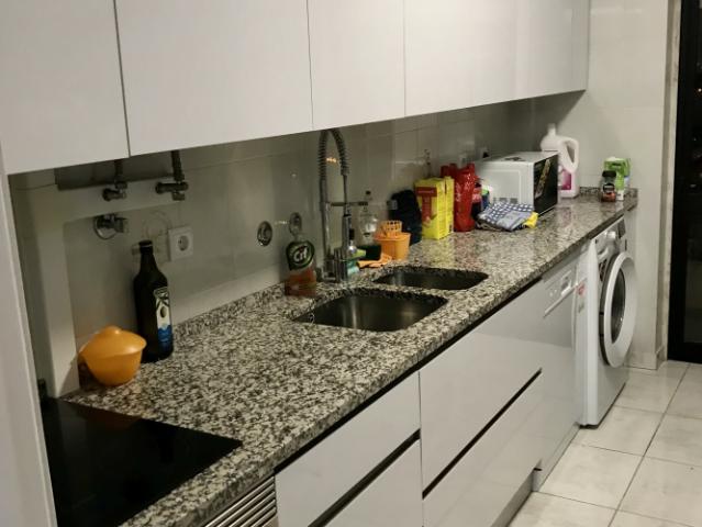 Quarto alugar em Pombal, Almada