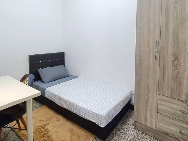 Room for rent