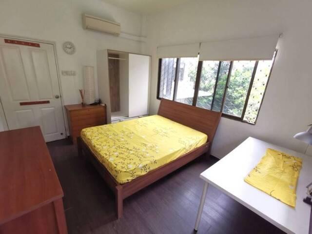 Room for rent