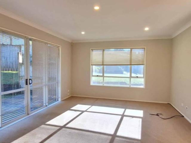 House for rent in Paremoremo