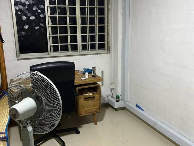 Room for rent in Boon Lay, 05 South West