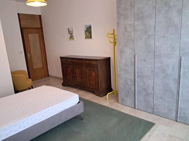 Stanza in affitto a Unione di Comuni della Romagna Forlivese, Quattro