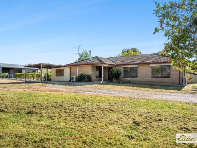 House for rent in Chiltern, Victoria