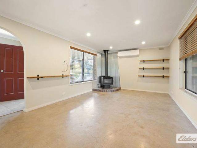 House for rent in Chiltern, Victoria