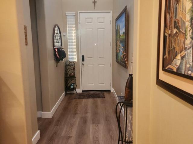 Room for rent in California
