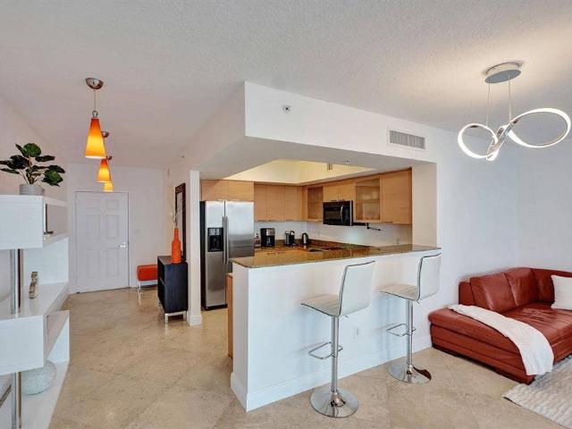 Room for rent in Florida
