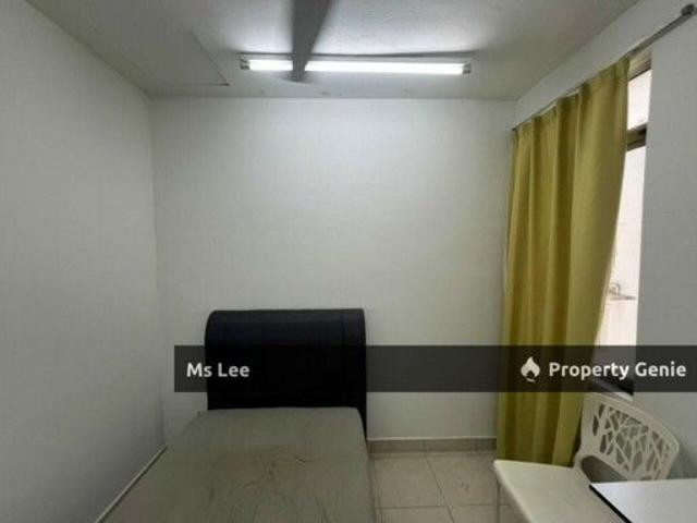 Apartment for rent in Tanjong Sepat, Selangor