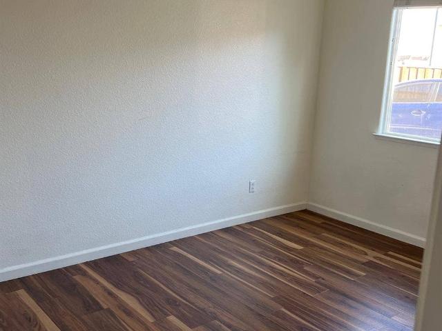 Room for rent in California