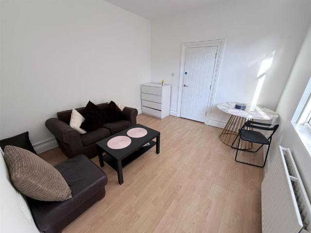 Room for rent in Somers Town, City Of Portsmouth