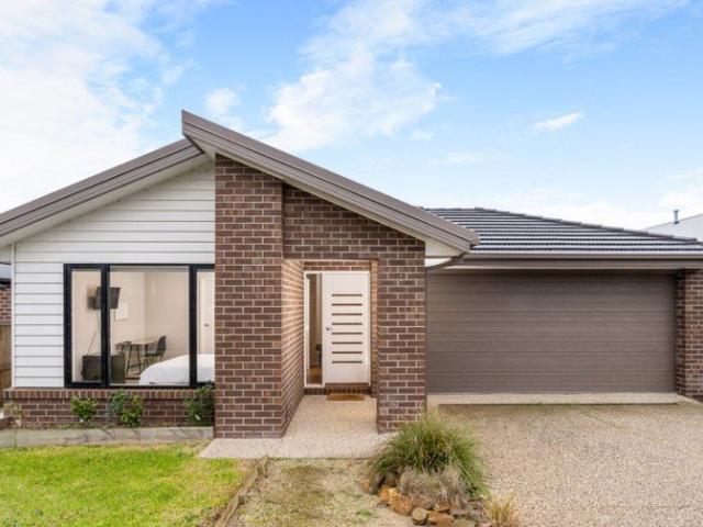House for rent in Curlewis, Victoria