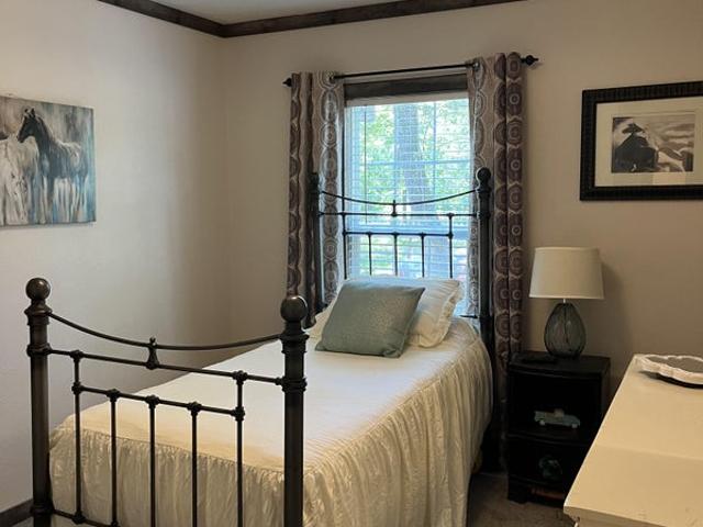 Room for rent in Henderson, Texas