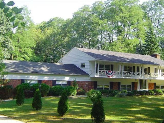 Room for rent in Michigan