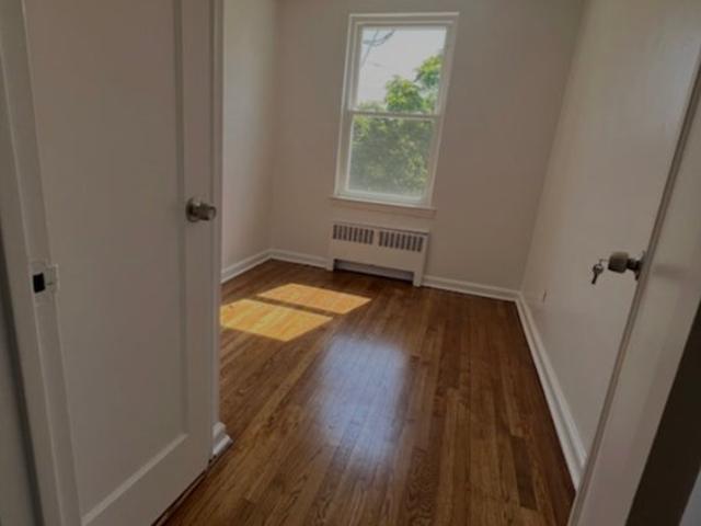 Room for rent in The Bronx, Arverne
