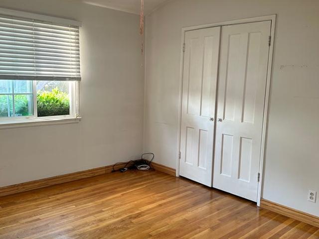 Room for rent in Lake Balboa Neighborhood Council District, Canoga Park
