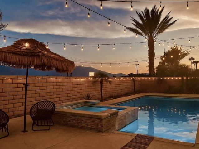 Room for rent in Desert Hot Springs, California