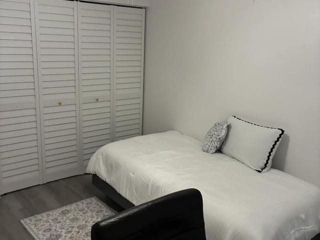 Room for rent in Florida