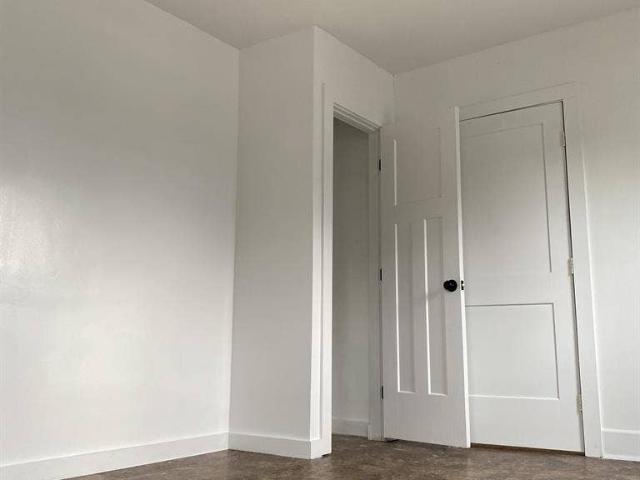 Room for rent in Fighting Rock Corner, Fall River