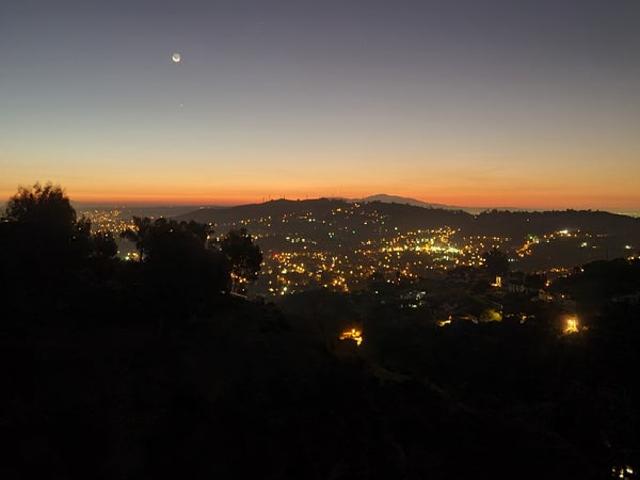 Room for rent in Canoga Park, California