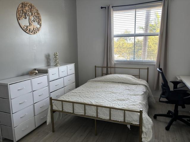 Room for rent in Pembroke Pines, Florida
