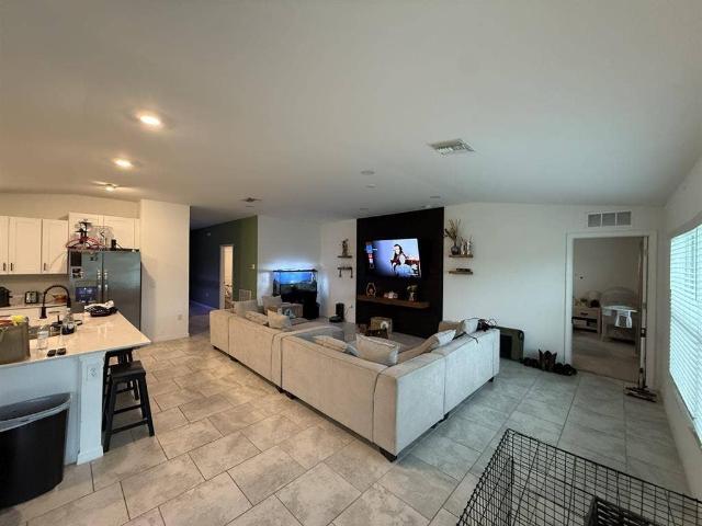 Room for rent in North Fort Myers, Florida