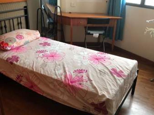 Room for rent in 23 North West