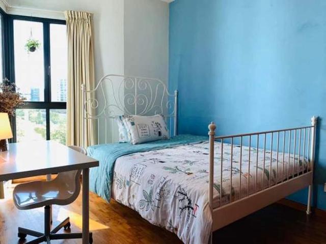 Room for rent in 23 North West