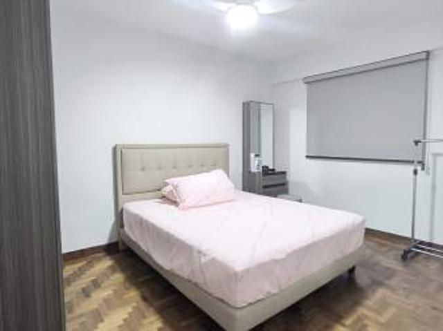 Room for rent in Macpherson, 14 Central East, Eunos