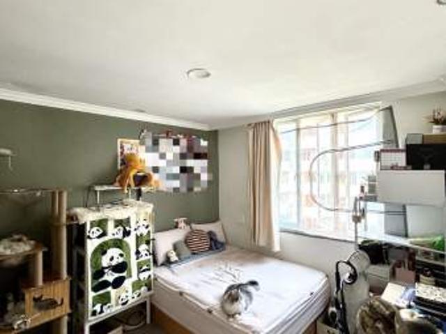 Room for rent in Geylang, 14 Central East, Eunos