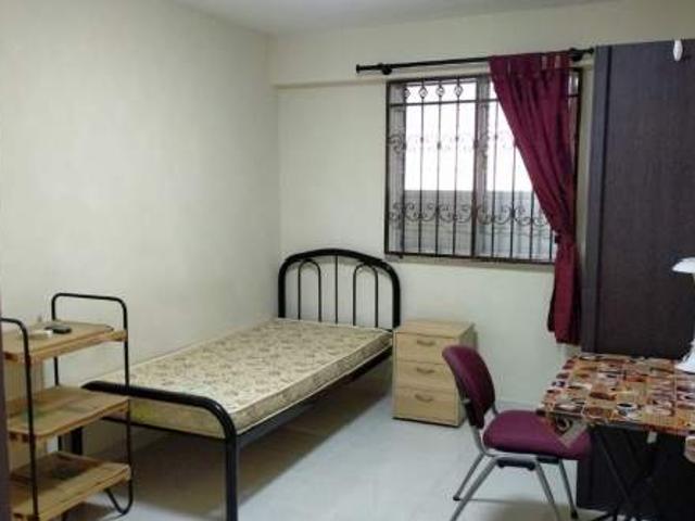Room for rent in Thomson, 11 Central, Newton