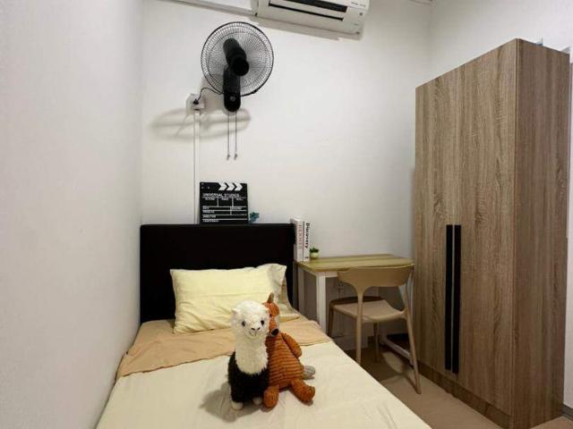 Room for rent in PJU 1A, Petaling Jaya