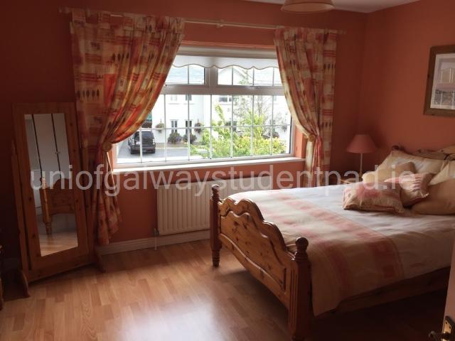 Room to rent in Galway