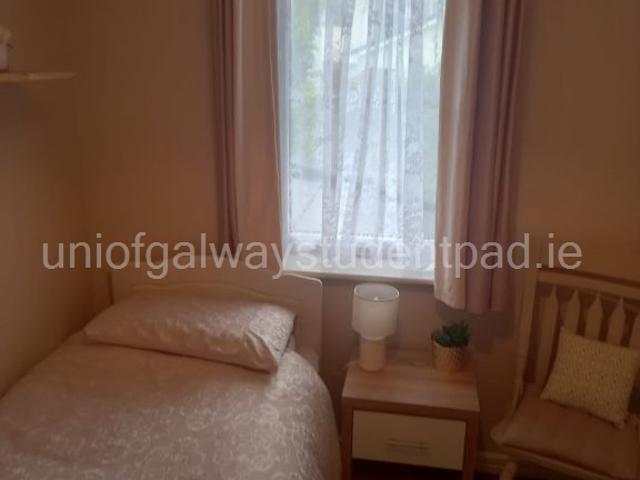 Room to rent in Gaillimh, Connacht