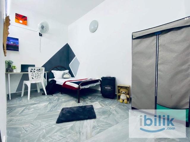 Room for rent in Petaling, Damansara Damai